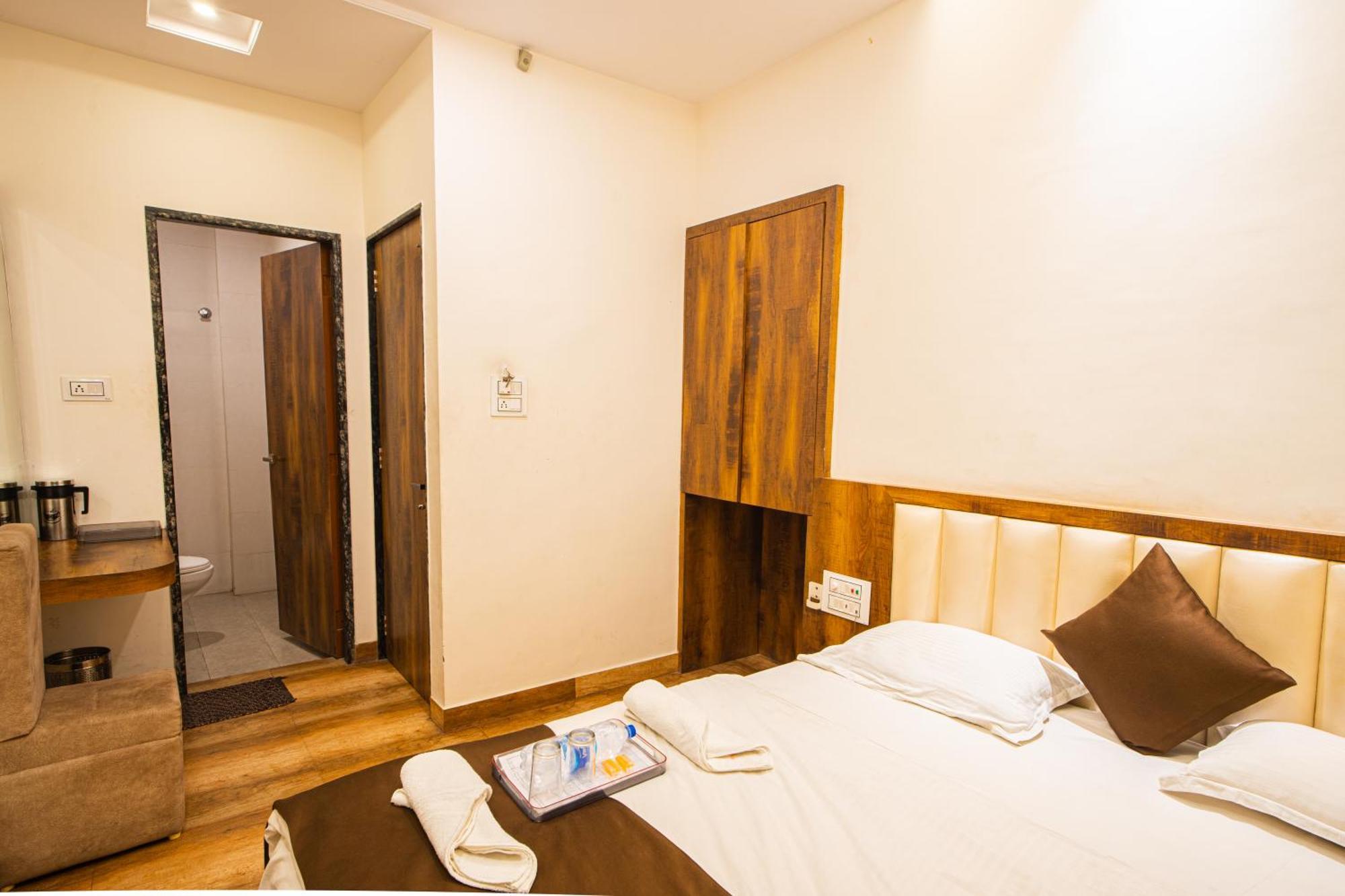 Hotel Khajanchi Kota  Esterno foto